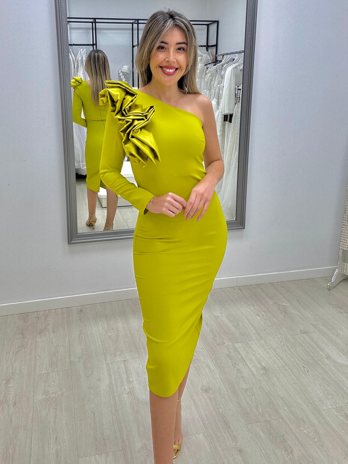 Vestido midi asimétrico