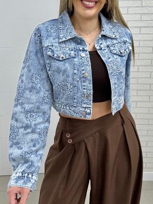 Chaqueta vaquera troquelada