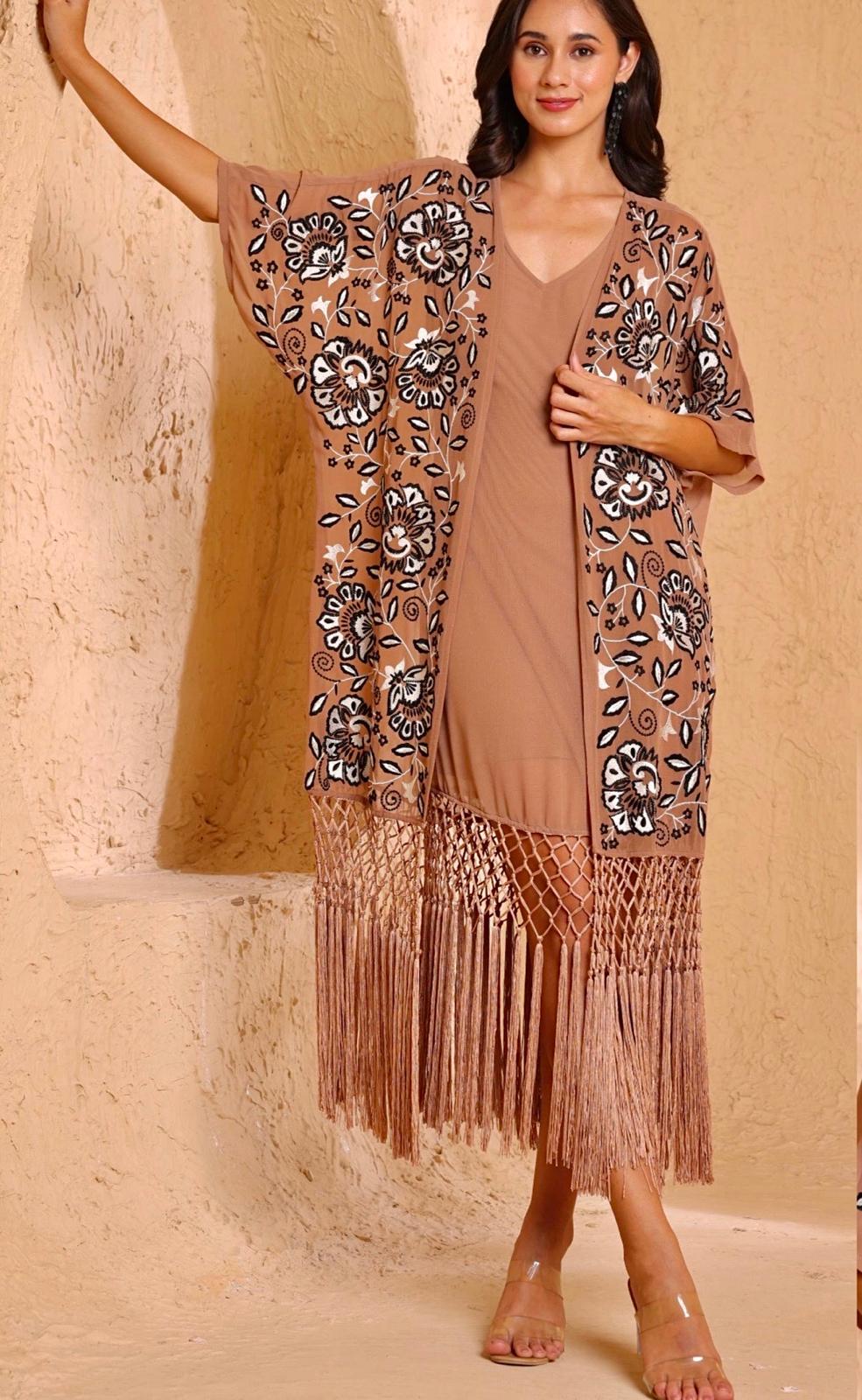 Vestido flecos/kaftán bordado
