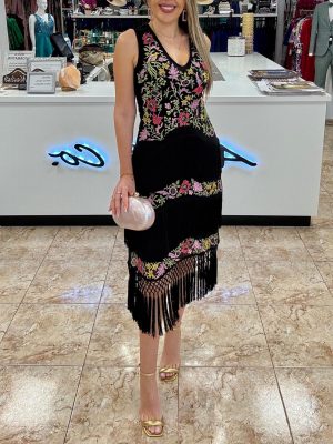 Vestido bordado flecos
