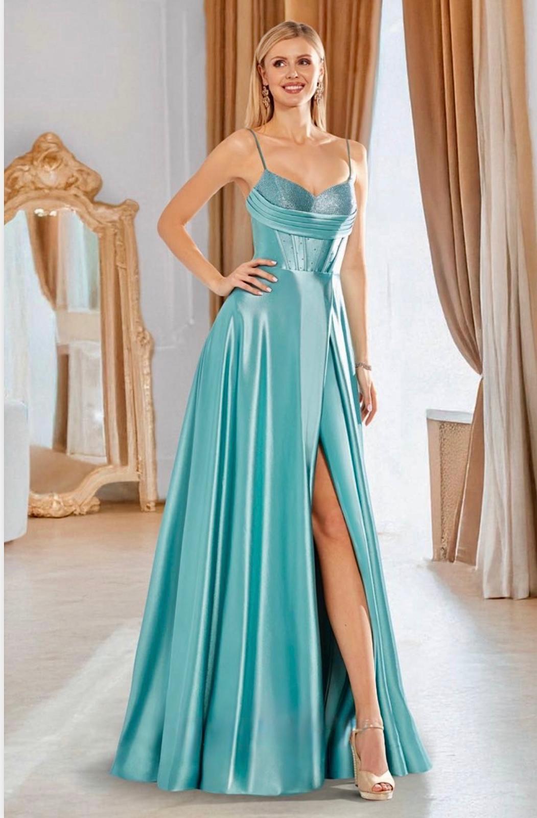 Vestido corsé pedrería
