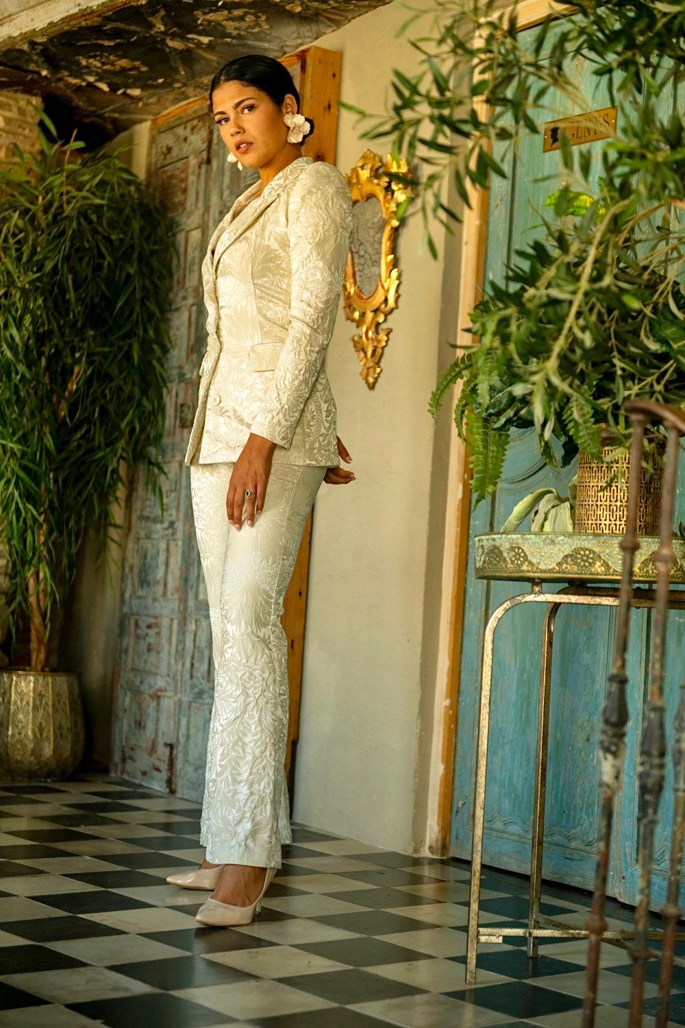 Conjunto chaqueta y pantalón jacquard - Imagen 5